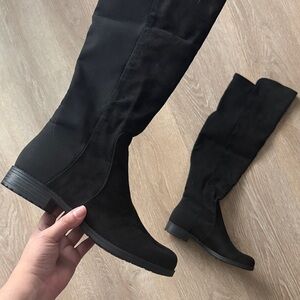 *NEW* w/box stretchy high knee Boots